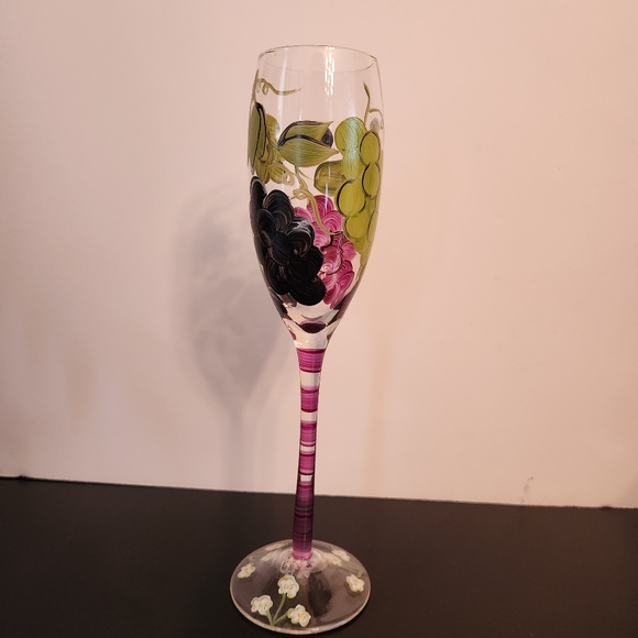 Vintage Grape Decorated Wine Glass - Picture 5 of 11